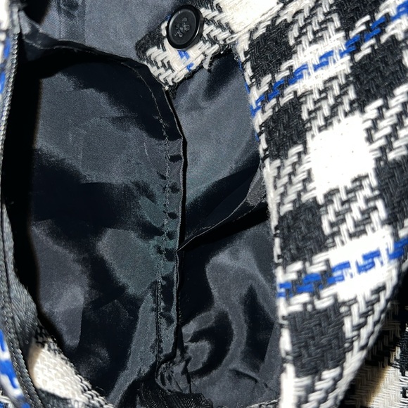 SOLD 🎄🎅🏾 - Picture 9 of 9